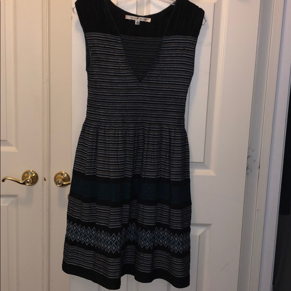 Beautiful black gray, green MaxStudio summer dress